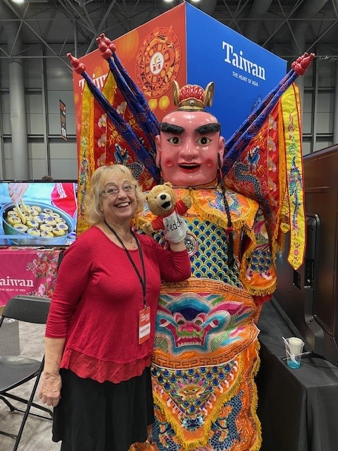 Sue and Teddly visit Taiwan!